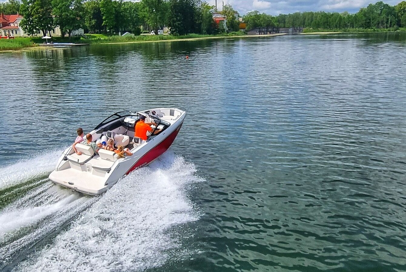 518306022_1237435358181431_8766003845377439304_n